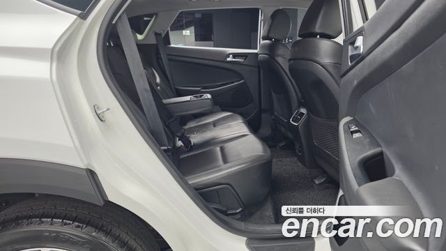 Hyundai Tucson Gasoline 1.6 turbo 2WD Premium 2019 — фото 12
