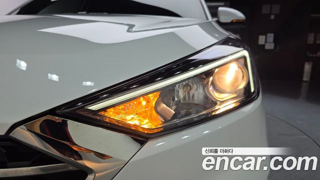 Hyundai Tucson Gasoline 1.6 turbo 2WD Premium 2019 — фото 22