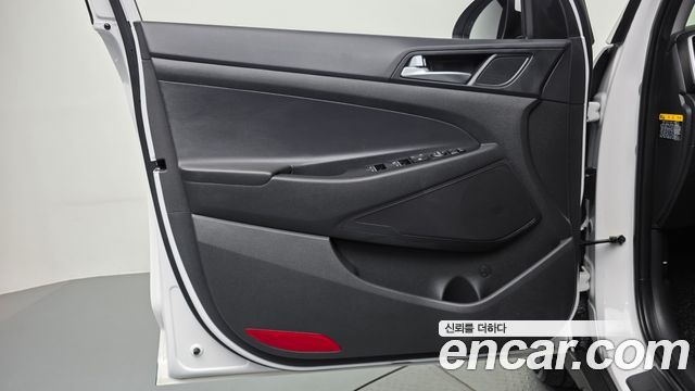 Hyundai Tucson Gasoline 1.6 turbo 2WD Premium 2019 — фото 24