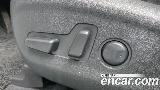 Hyundai Tucson Gasoline 1.6 turbo 2WD Premium 2019 — фото 30