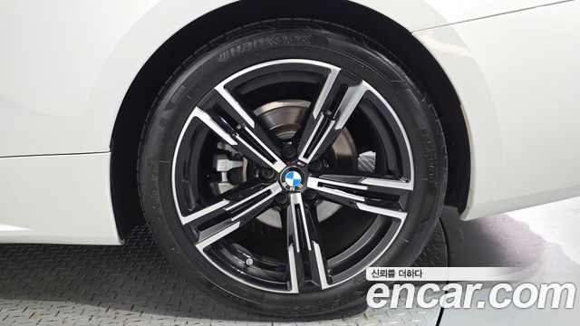 BMW 4 Series (G22) 420i M Sport Convertible 2022 — фото 27