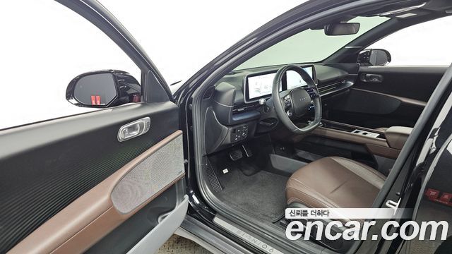 Hyundai Ioniq 6 Long Range Exclusive + 2023 — фото 10