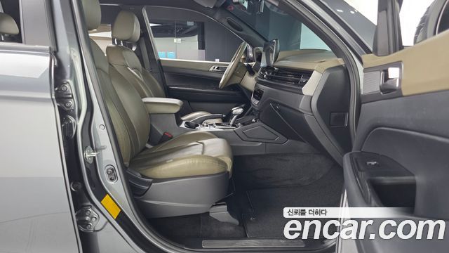 KG Mobility (SsangYong) Rexton Sports Khan Diesel 2.2 4WD Prestige 2024 — фото 15