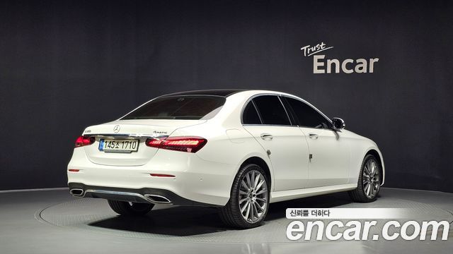 Mercedes-Benz E-Class (W213) E350 4MATIC AMG Line 2022 — фото 2