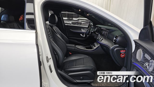 Mercedes-Benz E-Class (W213) E350 4MATIC AMG Line 2022 — фото 11