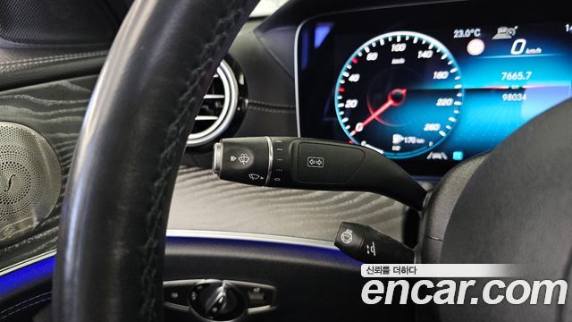 Mercedes-Benz E-Class (W213) E350 4MATIC AMG Line 2022 — фото 30