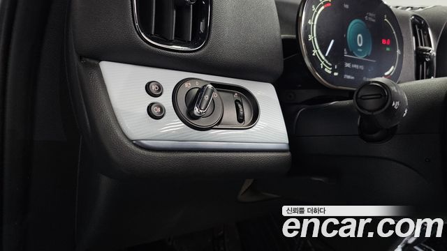 MINI Cooper Countryman Untamed Edition 2nd Gen 2023 — фото 20