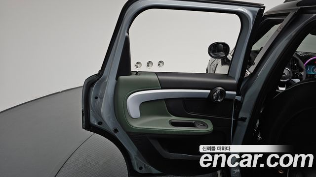MINI Cooper Countryman Untamed Edition 2nd Gen 2023 — фото 31
