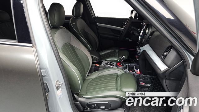 MINI Cooper Countryman Untamed Edition 2nd Gen 2023 — фото 32