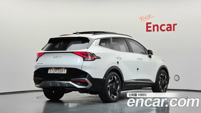 Kia Sportage (V) Diesel 2.0 2WD Signature 2022 — фото 2