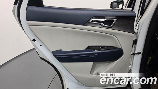 Kia Sportage (V) Diesel 2.0 2WD Signature 2022 — фото 25