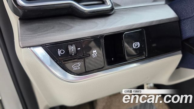 Kia Sportage (V) Diesel 2.0 2WD Signature 2022 — фото 29