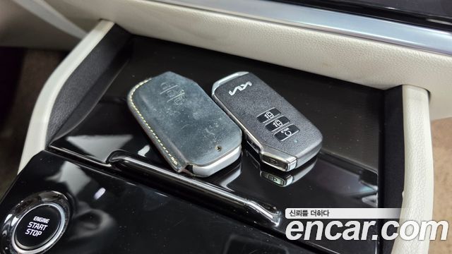 Kia Sportage (V) Diesel 2.0 2WD Signature 2022 — фото 33