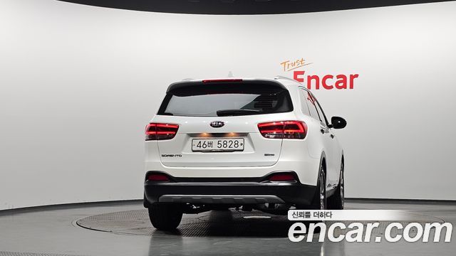 Kia Sorento Diesel 2.0 2WD Noblesse 2017 — фото 4
