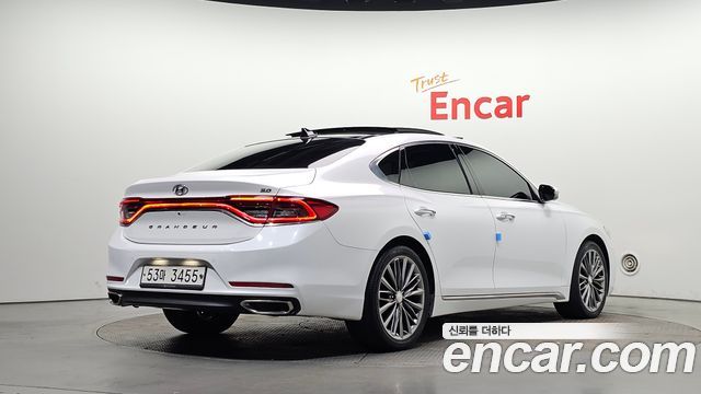 Hyundai Grandeur (IG) 3.0 Exclusive Special 2019 — фото 2