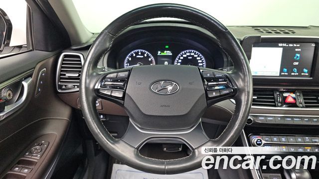 Hyundai Grandeur (IG) 3.0 Exclusive Special 2019 — фото 17
