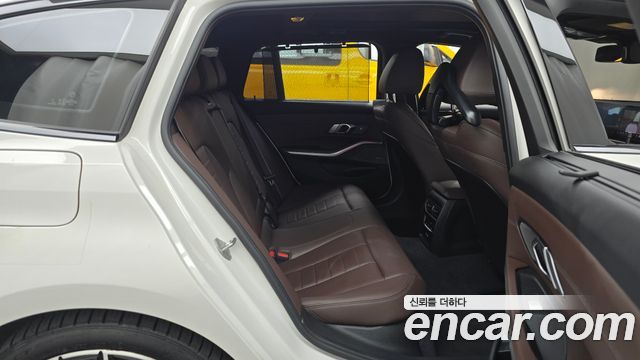 BMW 3 Series (G20) M340i xDrive Touring Pro 2025 — фото 11