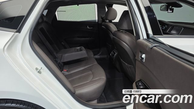 Kia K5 Hybrid (II) Noblesse Special 2020 — фото 12