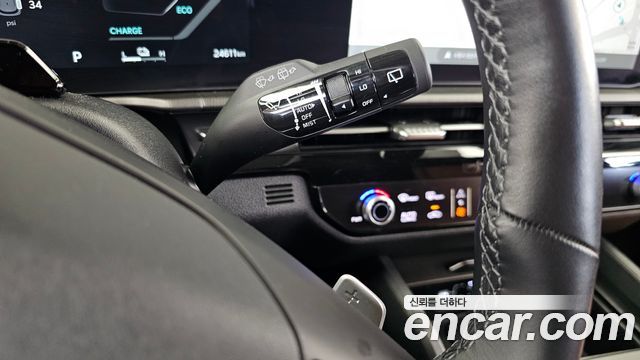 Kia Sportage Hybrid (V) HEV 1.6 4WD Signature 2025 — фото 32