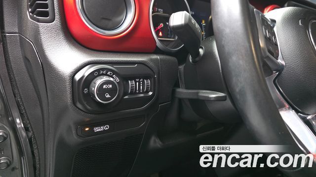 Jeep Gladiator (JT) 3.6 Rubicon 2021 — фото 19