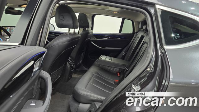BMW X4 (G02) xDrive20i xLine 2022 — фото 11