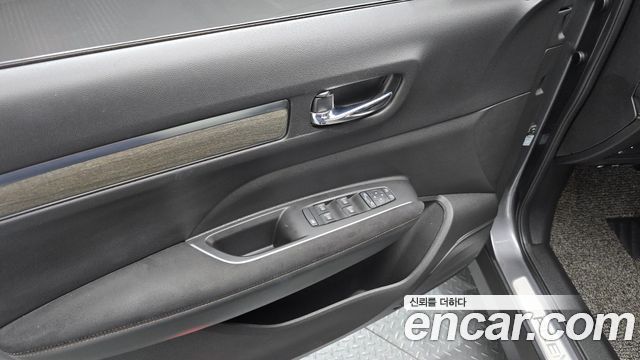 Renault Korea QM6 2.0 GDe PREMIERE 2WD 2023 — фото 25