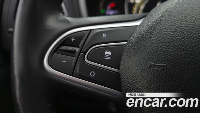 Renault Korea QM6 2.0 GDe PREMIERE 2WD 2023 — фото 27