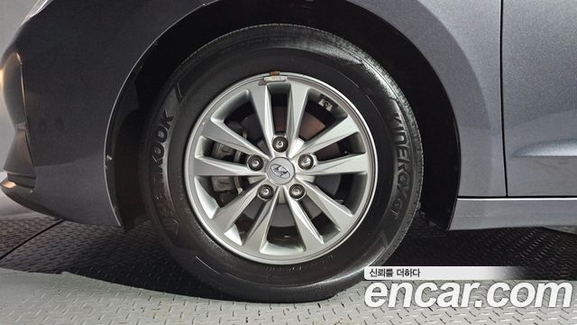 Hyundai Avante (AD) 1.6 Smart 2020 — фото 5