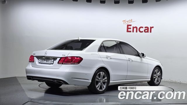 Mercedes-Benz E-Class (W212) E220 CDI Avantgarde 2014 — фото 2