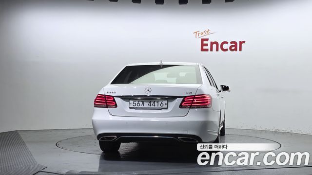 Mercedes-Benz E-Class (W212) E220 CDI Avantgarde 2014 — фото 4
