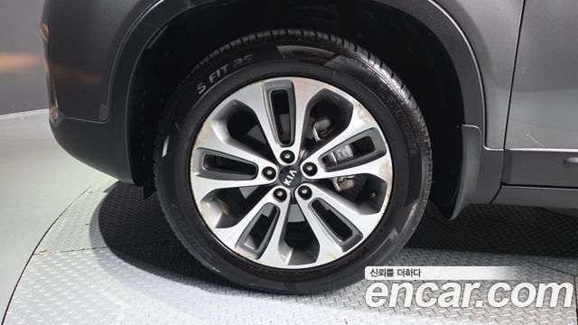 Kia Sorento R Diesel 2.0 2WD TLX Special 2014 — фото 5