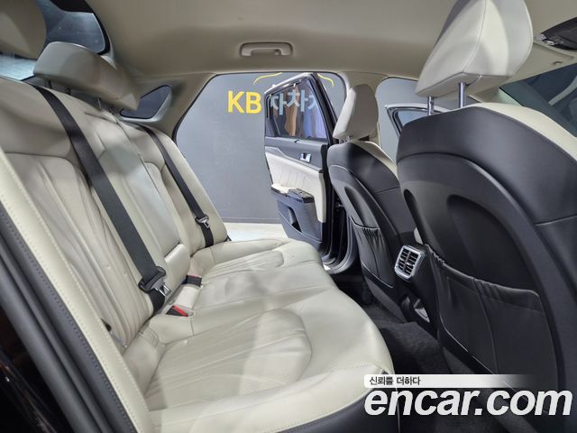 Kia K5 (III) 1.6 Turbo Signature 2024 — фото 9
