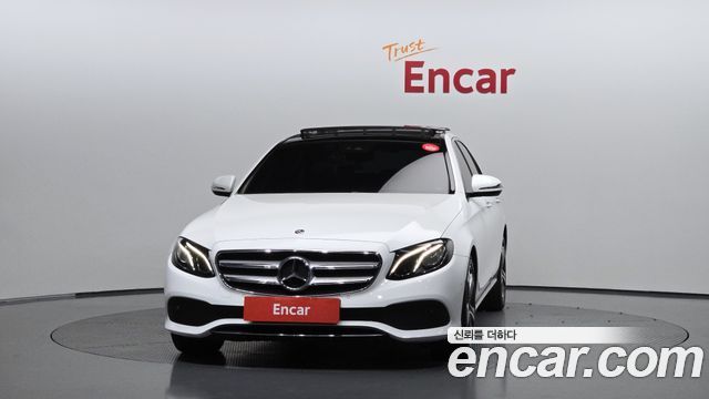 Mercedes-Benz E-Class (W213) E300 Avantgarde 2019 — фото 3