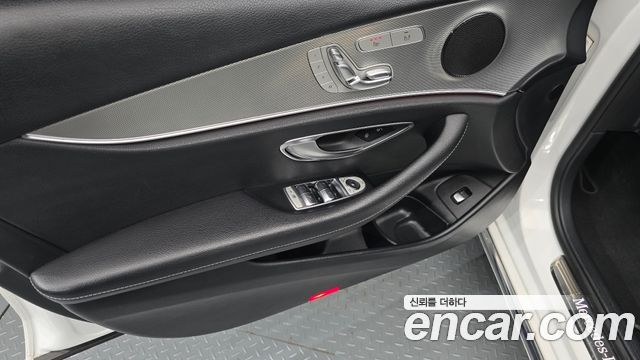 Mercedes-Benz E-Class (W213) E300 Avantgarde 2019 — фото 24