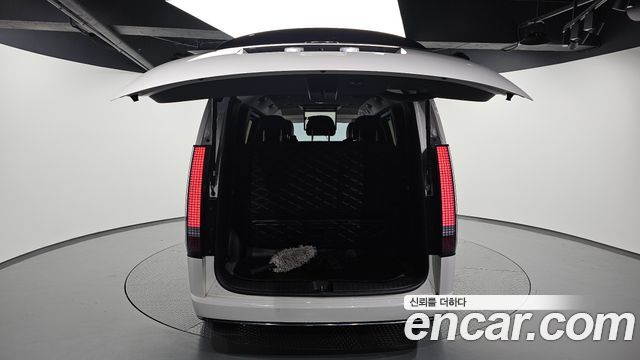Hyundai Staria L3.5 Lounge 9-Seater Mobility 2023 — фото 20