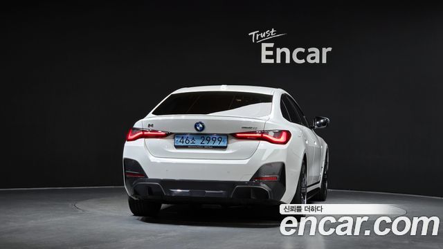 BMW i4 eDrive40 M Sports Pro 2024 — фото 4