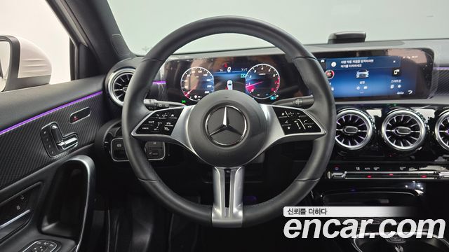 Mercedes-Benz A-Class (W177) A220 Hatchback 2024 — фото 13