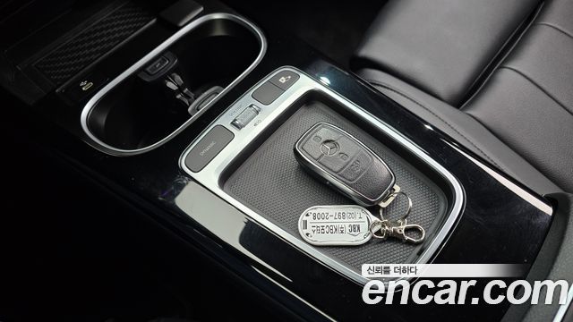 Mercedes-Benz A-Class (W177) A220 Hatchback 2024 — фото 16