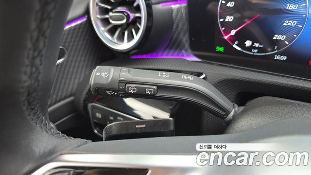 Mercedes-Benz A-Class (W177) A220 Hatchback 2024 — фото 27
