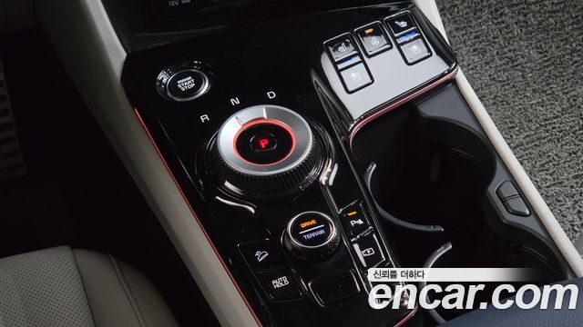 Kia Sportage Hybrid (V) Signature Gravity 4WD 2024 — фото 9