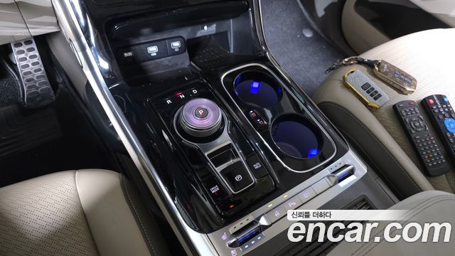 Kia Carnival (IV) Gasoline 7-Seater Hi-Limousine Signature 2023 — фото 9