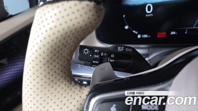 Kia Carnival (IV) Gasoline 7-Seater Hi-Limousine Signature 2023 — фото 13