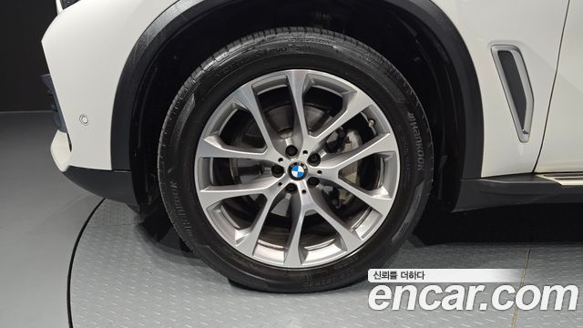 BMW X5 (G05) xDrive 30d xLine 2019 — фото 5