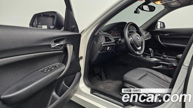BMW 1 Series (F20) 118d Urban Pack1 5Dr 2014 — фото 10