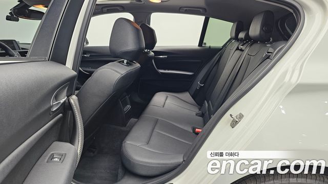 BMW 1 Series (F20) 118d Urban Pack1 5Dr 2014 — фото 11