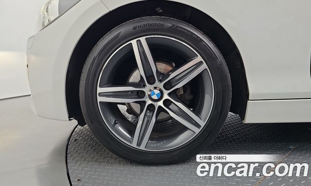 BMW 1 Series (F20) 118d Urban Pack1 5Dr 2014 — фото 33
