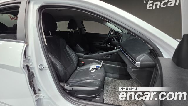 Hyundai Avante (CN7) 1.6 Inspiration 2021 — фото 30