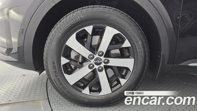 Kia Sorento (IV) Gasoline 2.5T 2WD Signature 2023 — фото 5