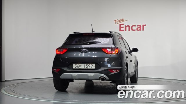 Kia Stonic Diesel 1.6 Prestige 2018 — фото 4