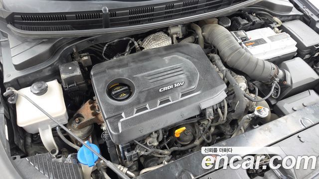 Kia Stonic Diesel 1.6 Prestige 2018 — фото 6